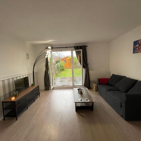 Studio cosy à 10 minutes de Disneyland Paris Bailly-Romainvilliers Esterno foto